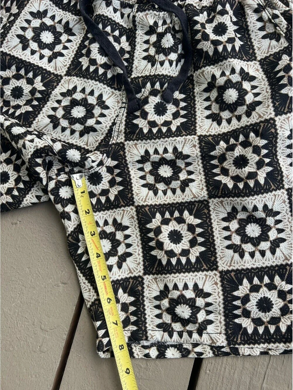 Malibu by Drill Clothing Co. Men’s Shorts Crochet Granny Square Print S/M